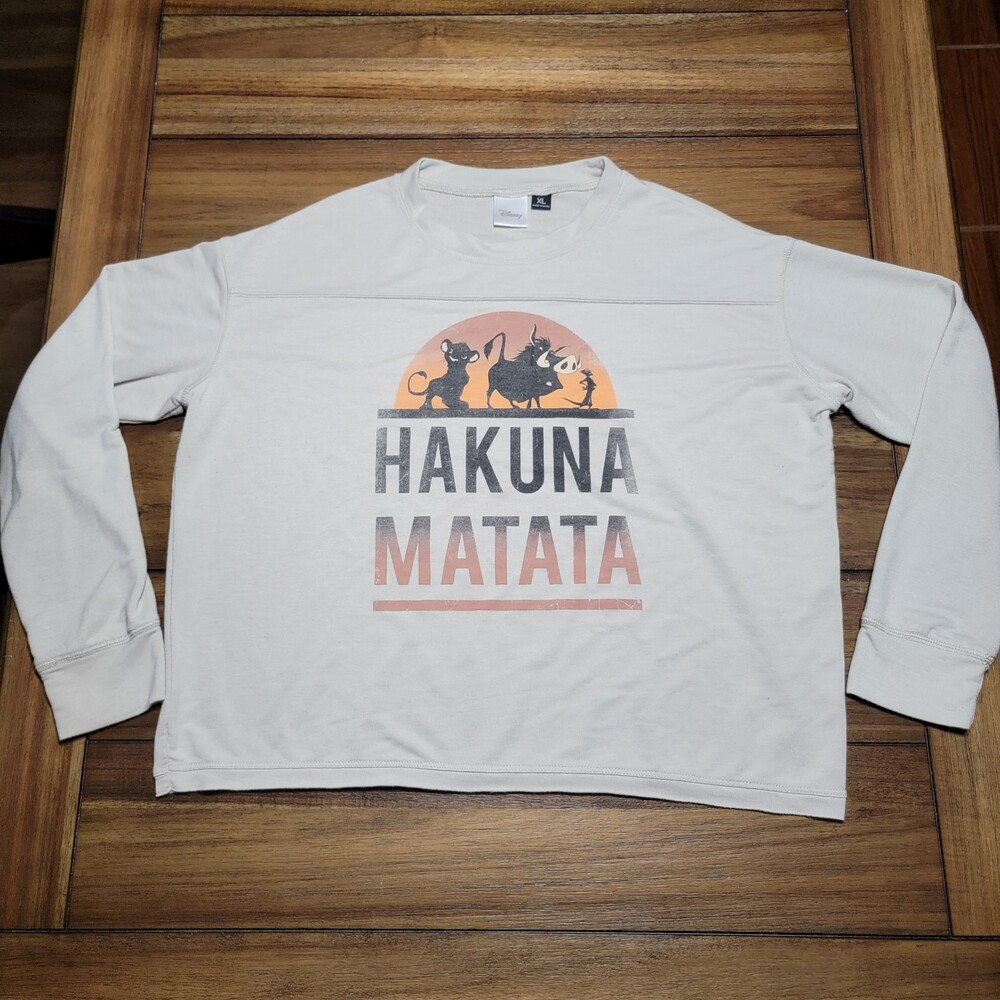 Disney LS Crop Beige Tee "Hakuna Matata" - Size XL